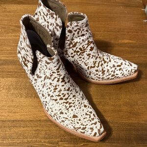 Ariat White and Brown Speckled Ankle Booties